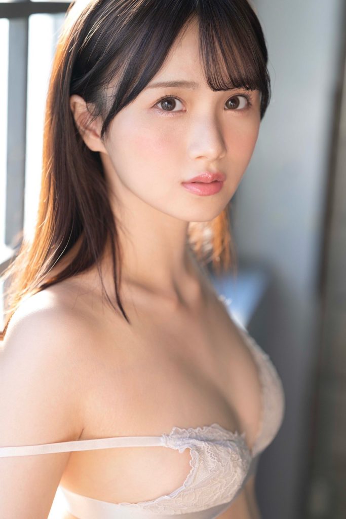Momoka Izumi 8
